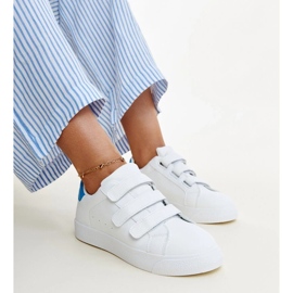 Hvide og blå velcro sneakers fra Samala