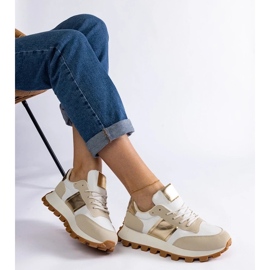 D/CEO Beige sneakers med en synlig Restia-beskytter