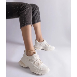 D/CEO Beige sportssneakers med en massiv Roxana-sål