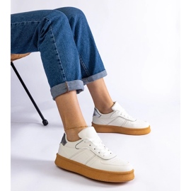 D/CEO Hvide sneakers med snøre på Felicita platformen