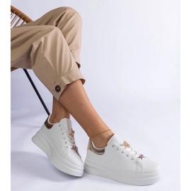 D/CEO Hvide sneakers på platformen dekoreret med et sommerfuglarrangement