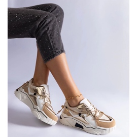 D/CEO Beige sneakers dekoreret med en zirkon Valdez snor