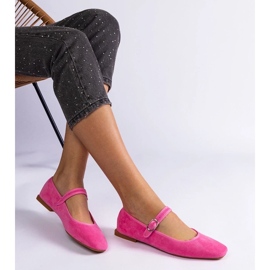 D/CEO Mørk pink ballerinas med en spænde og en firkantet næse af pergas lyserød