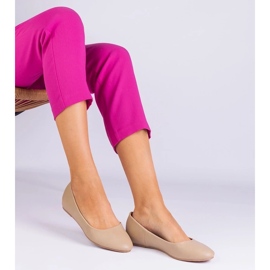 D/CEO Beige Ballerinas på en skjult kile af Eco -Leather Savelia