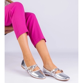 D/CEO Sølv Eco -Leather Ballerinas dekoreret med Emmarino -spænder