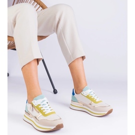 D/CEO Grønne sports -sneakers på platformen med den gyldne indsats af Isolde