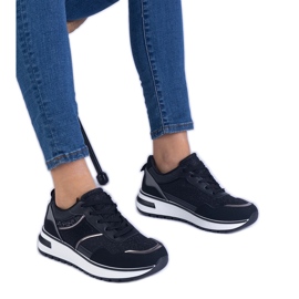 Sorte sneakers dekoreret med glitter og zirkoner