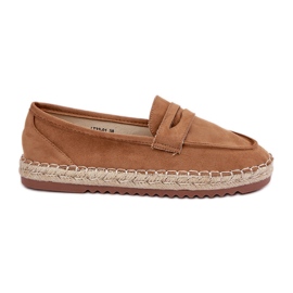 Kvinders espadrilles med en jutefletning på en kamelflad sål brun