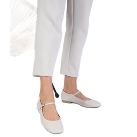 Beige klassisk Eco -Leather Ballerinas