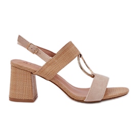 Sandaler på stanghælen beige