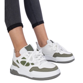 Grønne kvinders sneakers med massive snørebånd