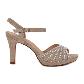 D&A Sandaler på en pin med dekoration og glitter D &amp; A MR1038-33 guld gylden