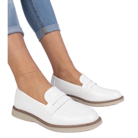 Hvide klassiske dame loafers