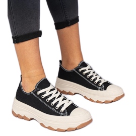 Sorte sneakers med tyk sål