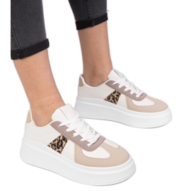 Beige sneakers sneakers på platformen