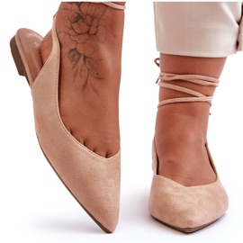 Kvinders ruskind bundet beige-nøgen ballerinas