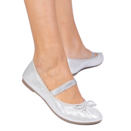 Sølv kvinders ballerinas med en bue på et elastisk bånd