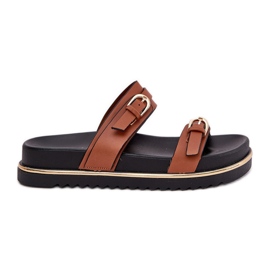 Glatte kvinders flip flops på platformen med striber og klemmer kamel brun