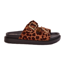 Kvinders hjemmesko med leopardprint på platformen med brune spænder
