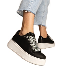 Sorte kvinders sneakers med massiv snøring =