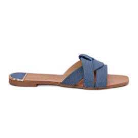 Flad kvinders flip flops med sammenvævet denimstriber blå