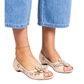 Beige Openwork Ballerinas med en åben tå