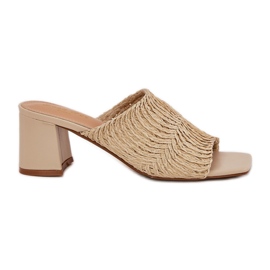 Kvinders flip flops med beige hæle