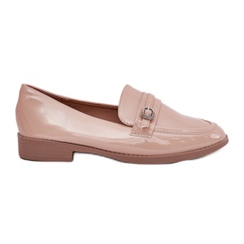 Malede kvinders loafers med en dekorativ spænde beige