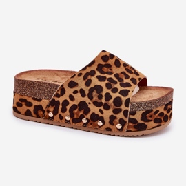 Kvinders flip flops på en massiv platform Eco Suede Leopard Print Brown brun