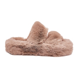 Kvinders pels hjemmesko på Khaki -platformen beige