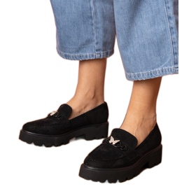 Sorte kvinders loafers med en zirkon sommerfugl