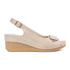 Goodin Beige sandaler på en lav kile
