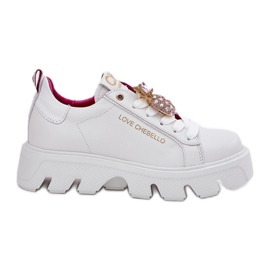 CheBello Læder sneakers med en dekorativ broche porabello 4651 hvid