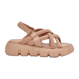 Inna Kvinders sandaler på platformen med beige striber