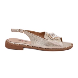 S.Barski Flathælede kvinders sandaler med en dekorativ detalje S. BARSKI KV51-080 PLN gylden