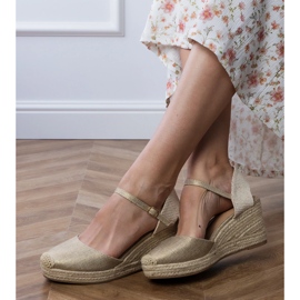 Guld sandaler espadril på kile gylden
