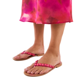 Pink flip flops dekoreret med småsten lyserød