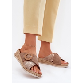 Kvinders kiler med en dekorativ inblu RV000012 Brown. brun
