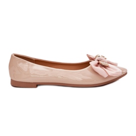 Malede ballerinas med en bue og en gylden broske beige