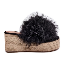 Kvinders flip flops med kile med pels og flettet sort