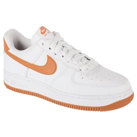 Nike Air Force 1 07 Næste natursko i DC9486-103 hvid