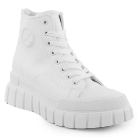 News Høj sneakers isoleret på den hvide nyhedsplatform 9152