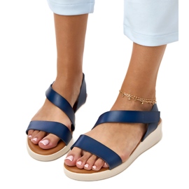 Navy sandaler på en lav kile Verkado
