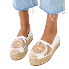 Hvide Espadrilles med broderi på Lorin -platformen