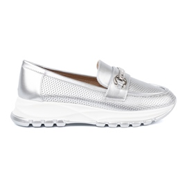 Shelvt Sølv loafers med et dekorativt gyldent element