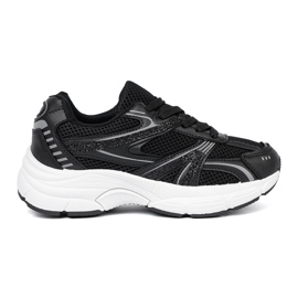 Shelvt Sorte sneakers med mesh og hvid sål