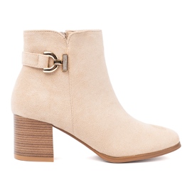 Shelvt Elegante støvler i lys beige