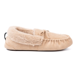 Shelvt Varme beige hjemmesko såsom loafers med en bue