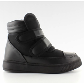 Isolerede sneakers med striber GF-BK-4 sort