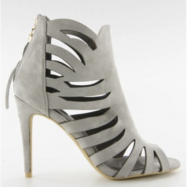 Gennembrudt 1214 Grå frynsede hæle